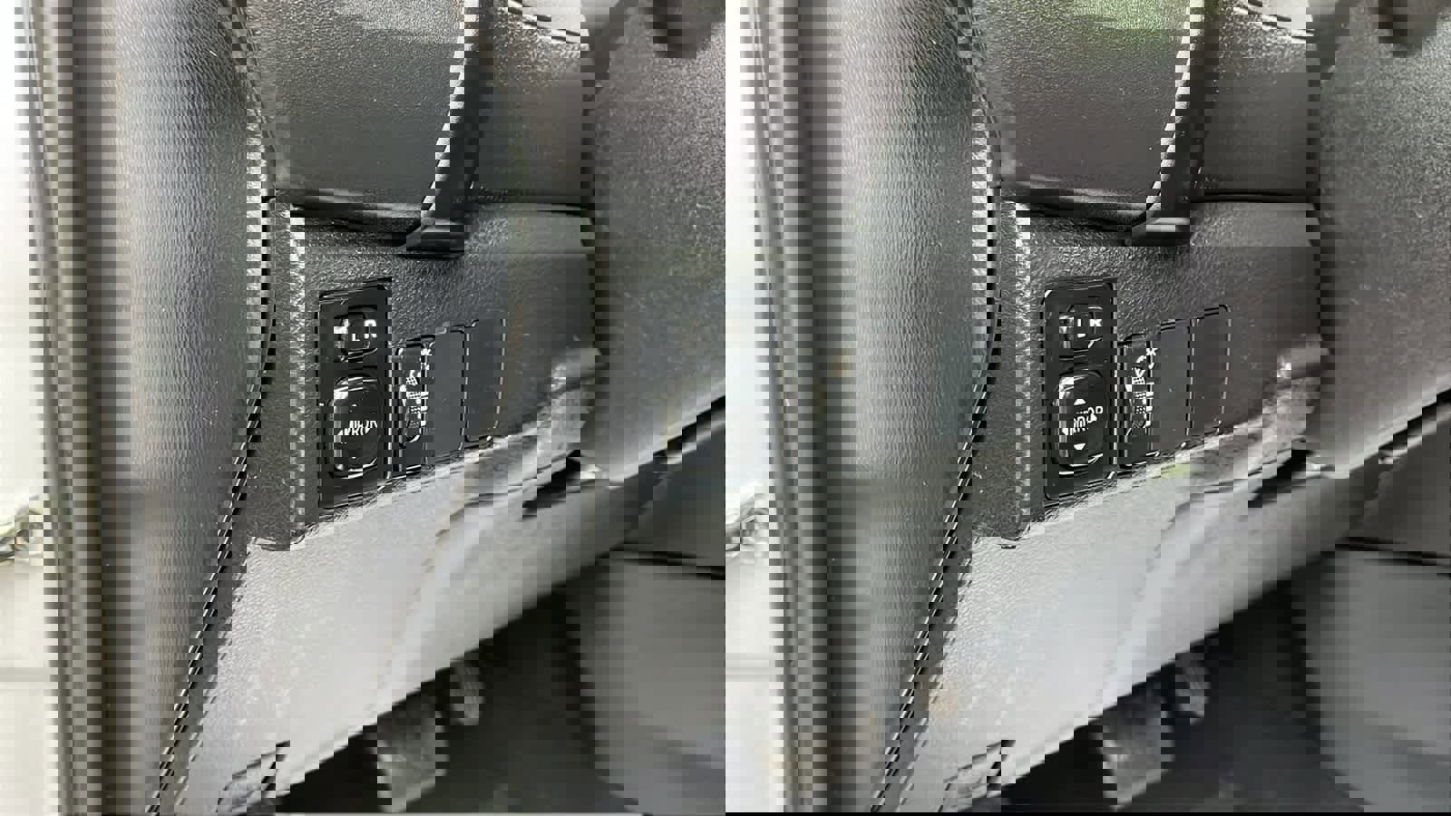 Used 2017 Toyota Corolla SE image 25