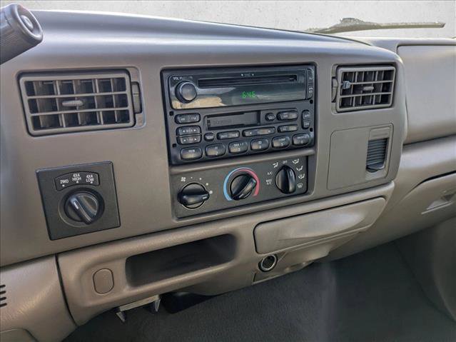 Used 2003 Ford F250 XLT image 12