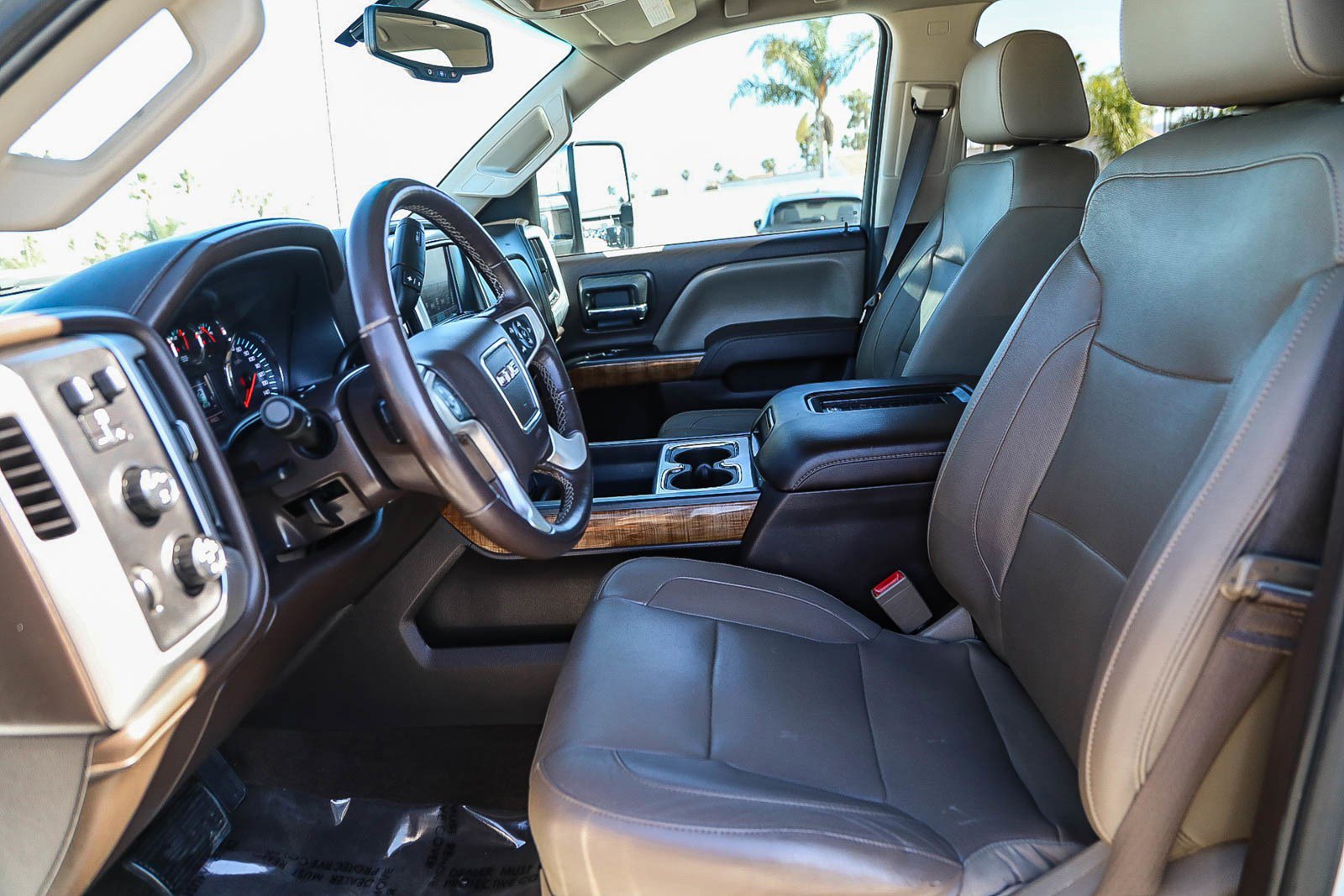 Used 2017 GMC Sierra 2500 SLT w/ Duramax Plus Package image 17