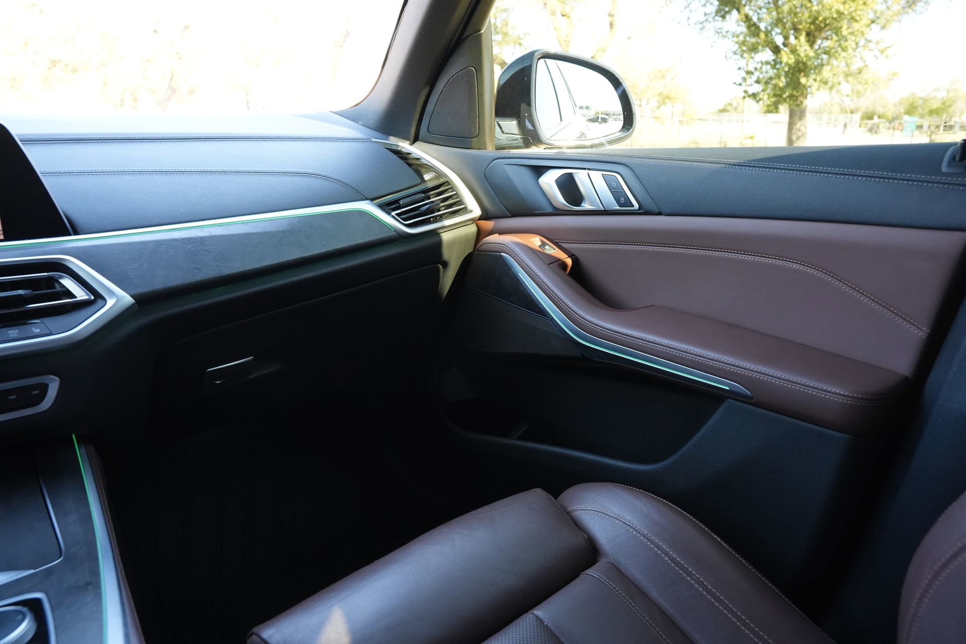 Used 2022 BMW X5 sDrive40i w/ M Sport Package RWD image 8