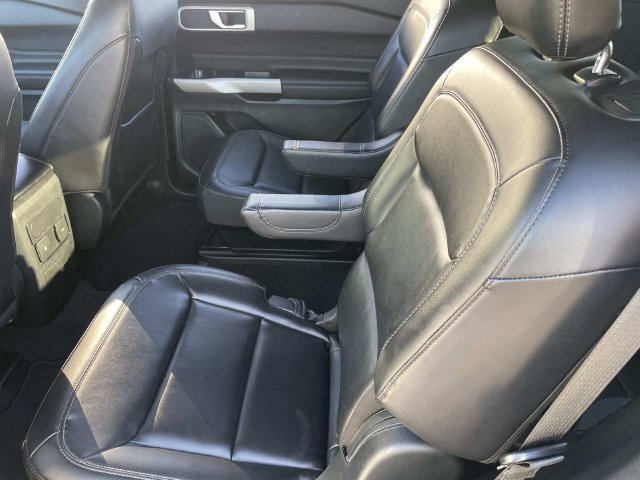 Used 2023 Ford Explorer XLT w/ Equipment Group 202A AWD/4WD image 20