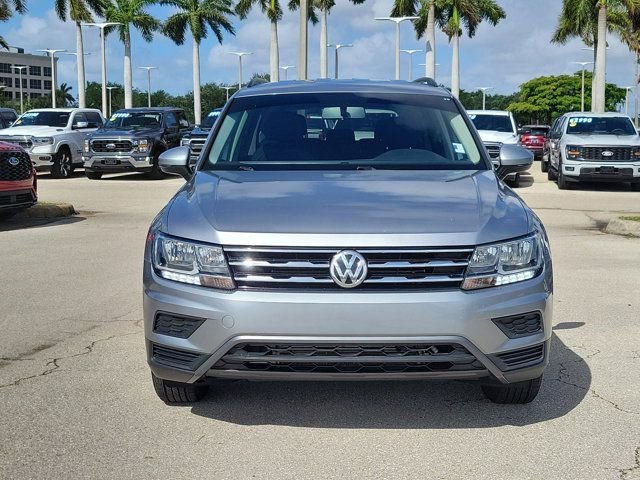 Used 2021 Volkswagen Tiguan S image 2