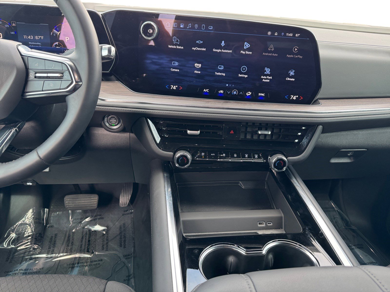 Used 2025 Chevrolet Suburban LS image 11