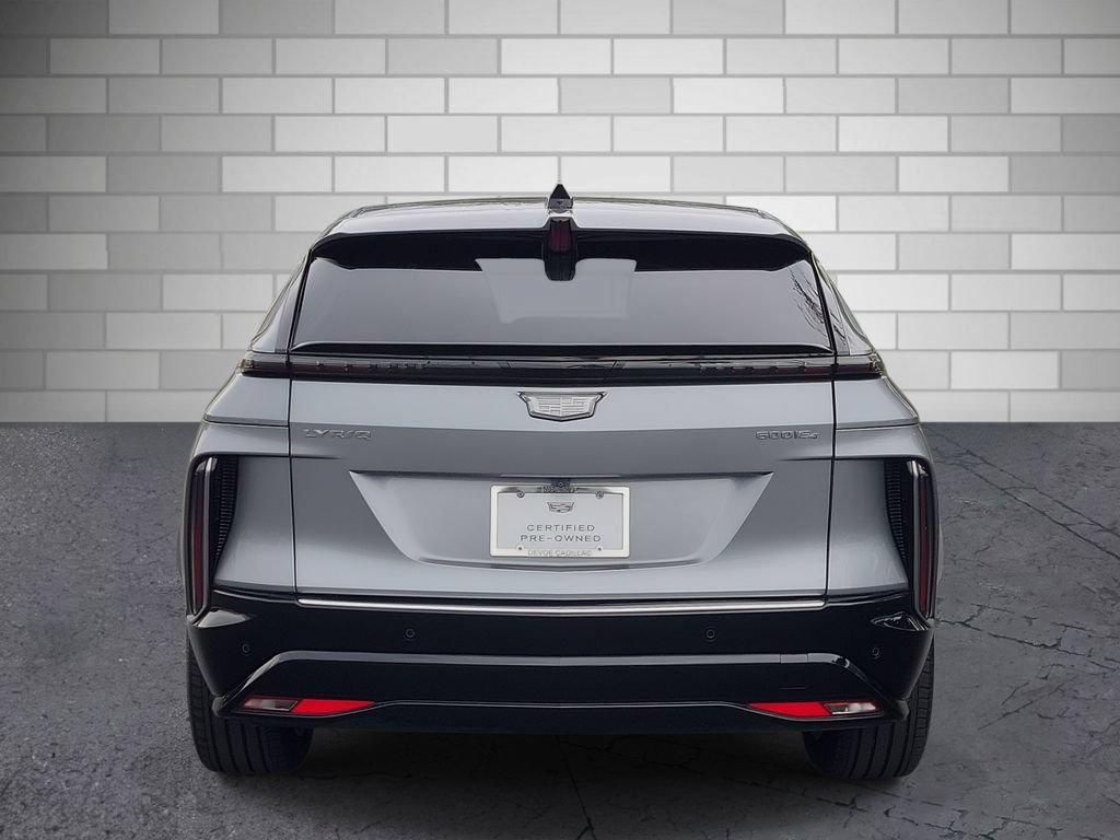 Certified 2024 Cadillac Lyriq Luxury AWD/4WD image 4