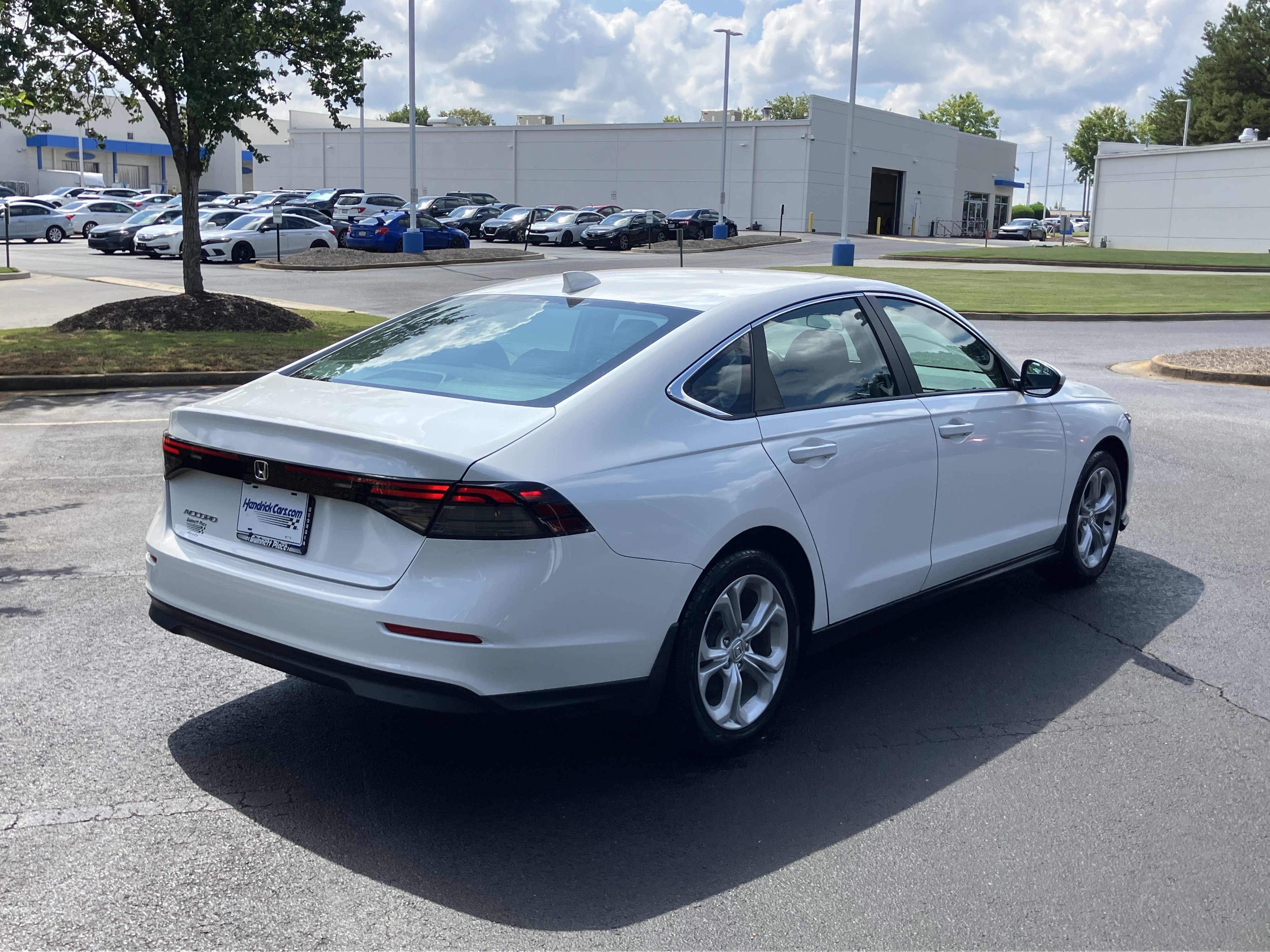 Certified 2023 Honda Accord LX image 9
