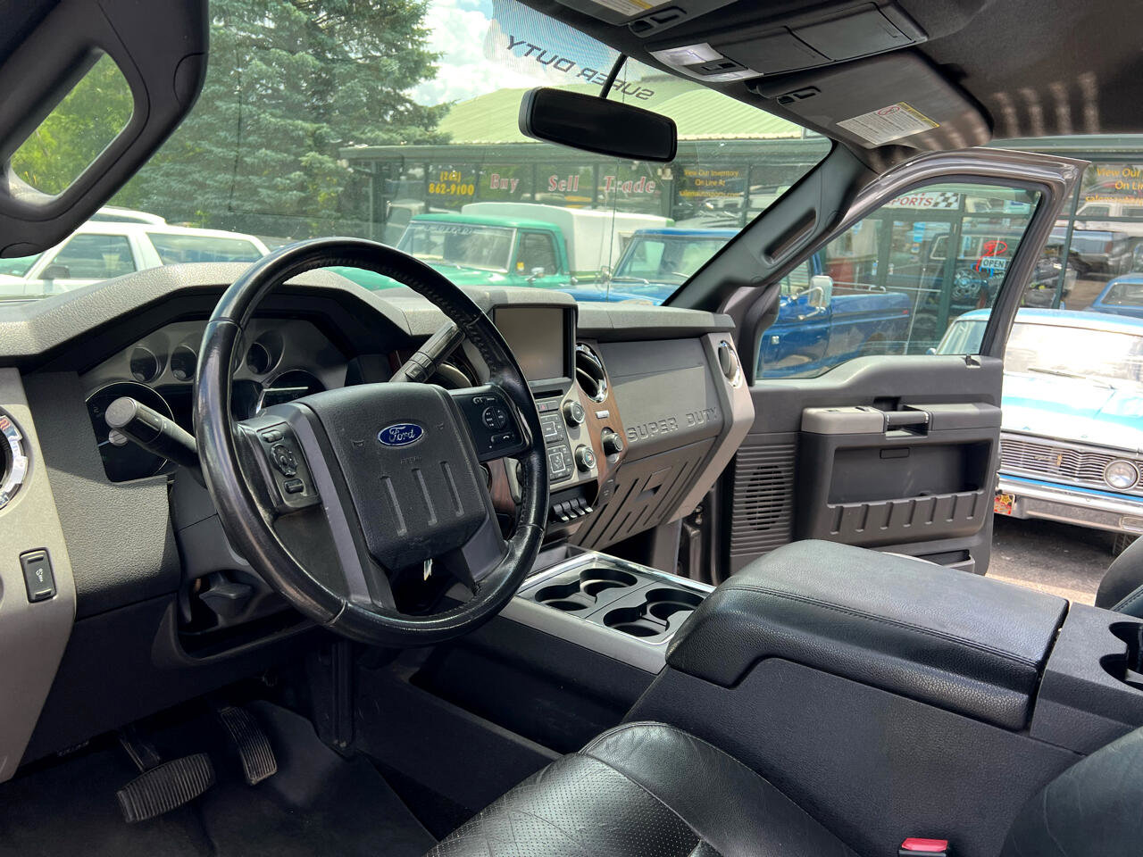 Used 2013 Ford F350 Lariat w/ Chrome Pkg image 7