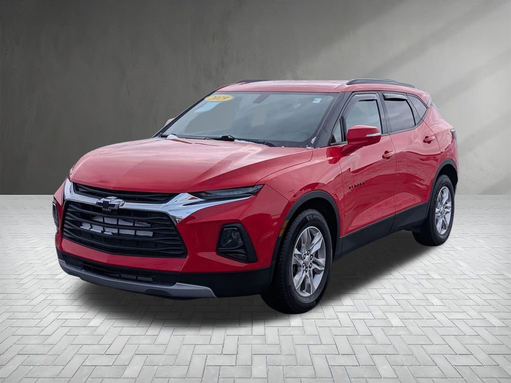 Used 2019 Chevrolet Blazer LT image 2