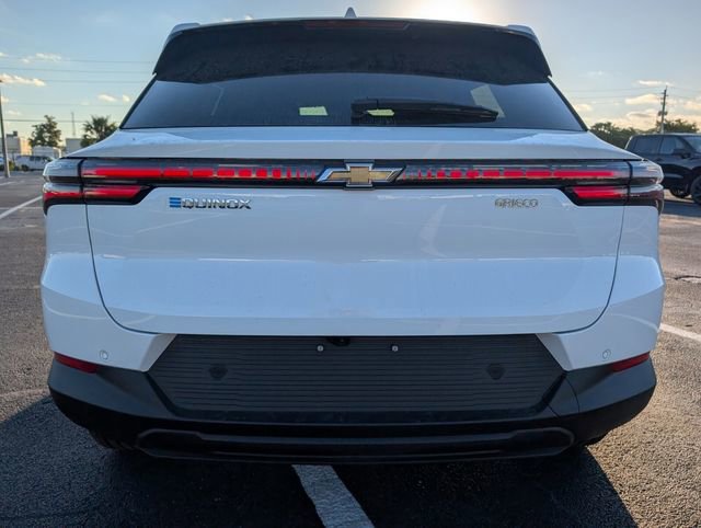 New 2026 Chevrolet Equinox EV LT image 8