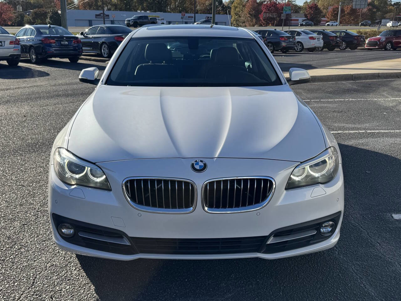 Used 2016 BMW 528i Sedan image 2