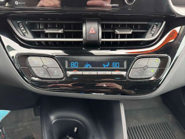 Used 2021 Toyota C-HR LE image 27