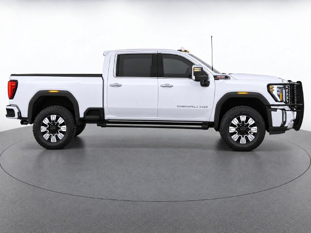 Used 2025 GMC Sierra 2500 Denali w/ Technology Package AWD/4WD image 9