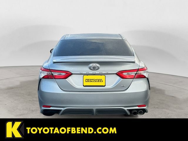 Used 2020 Toyota Camry SE image 4