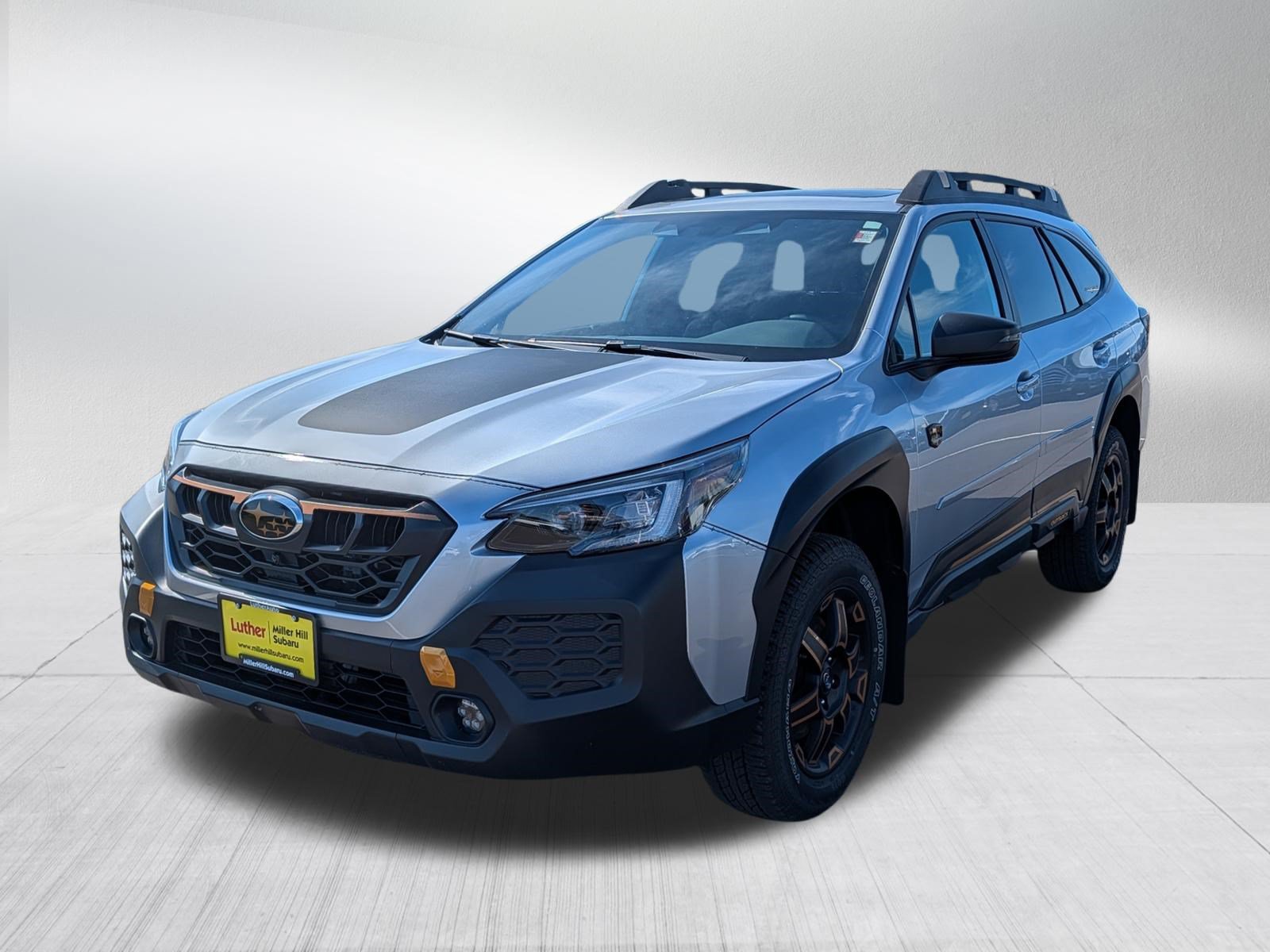 Used 2025 Subaru Outback Wilderness AWD/4WD image 3