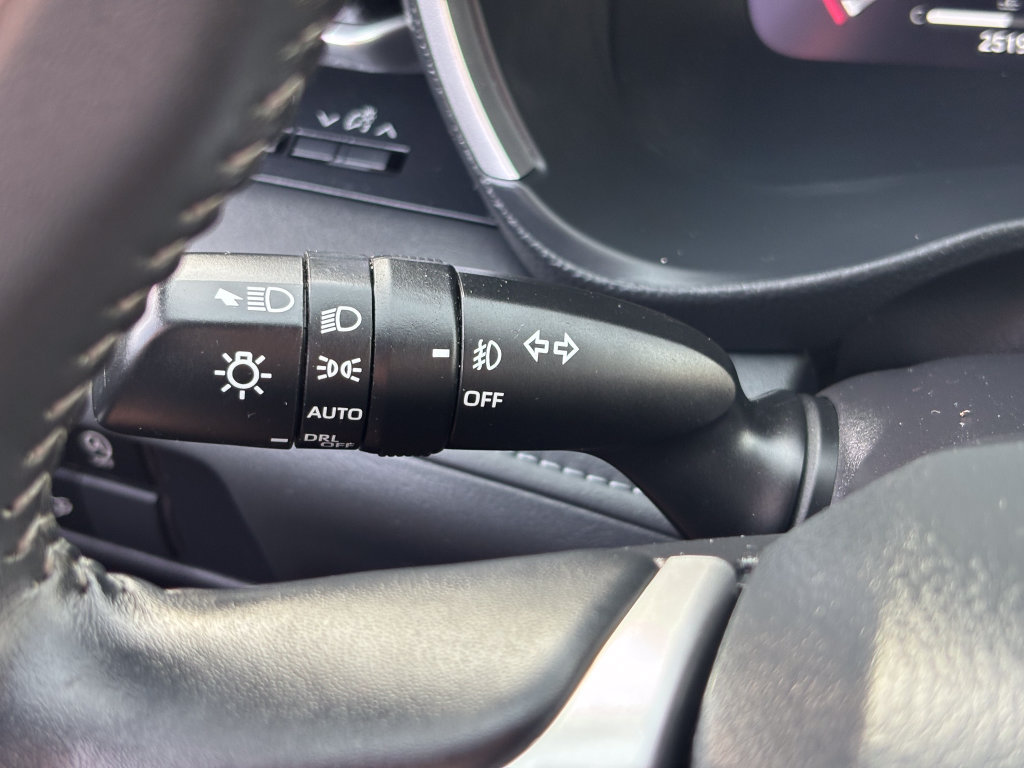 Certified 2025 Toyota Highlander XSE AWD/4WD image 34