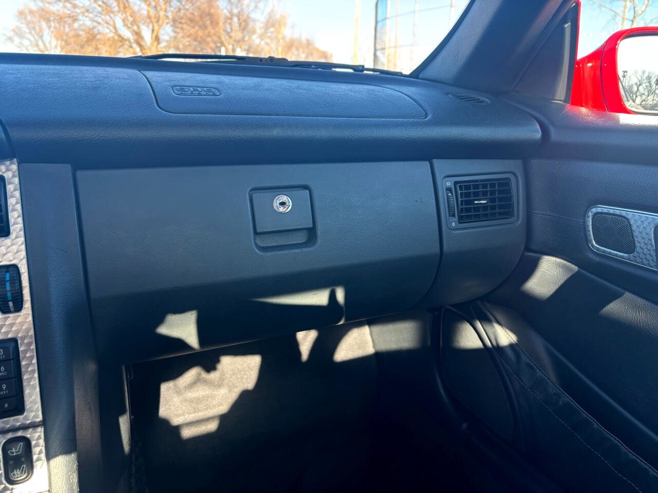 Used 2001 Mercedes-Benz SLK 230 image 18