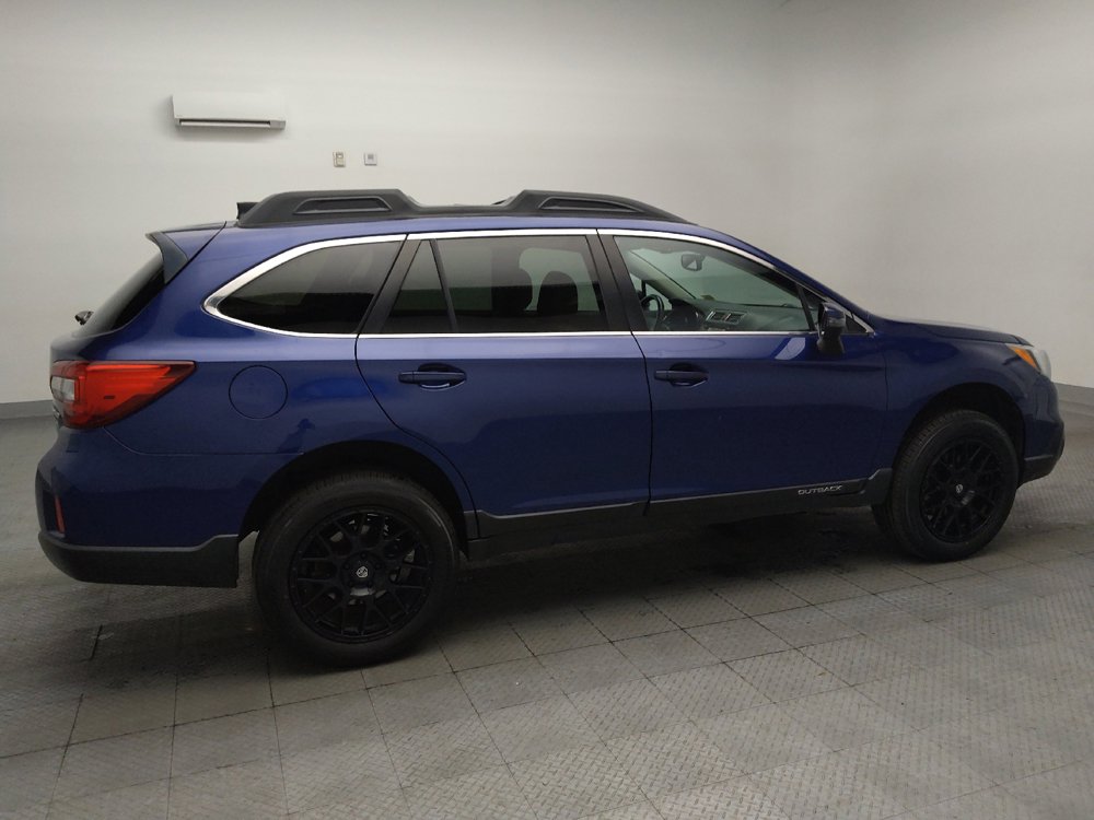 Used 2016 Subaru Outback 2.5i Limited AWD/4WD image 10