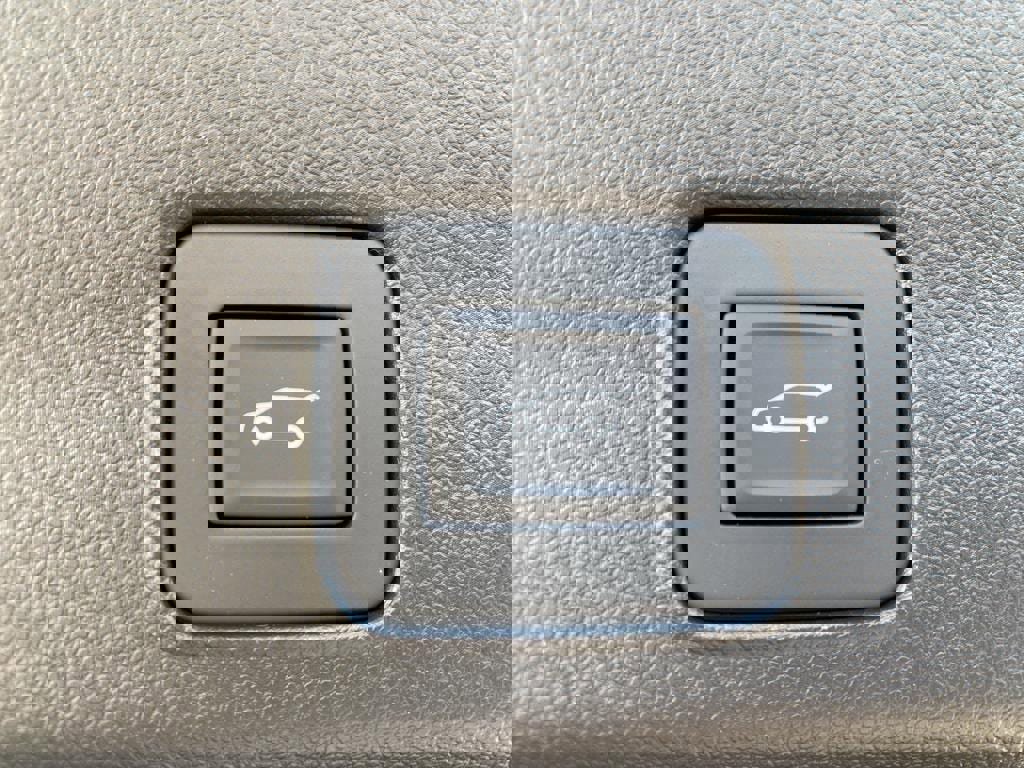 Used 2024 Chevrolet TrailBlazer ACTIV w/ Convenience Package image 18