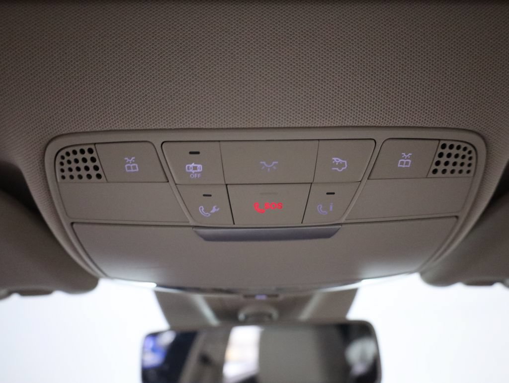 Certified 2018 Mercedes-Benz E 400 4MATIC Sedan image 39