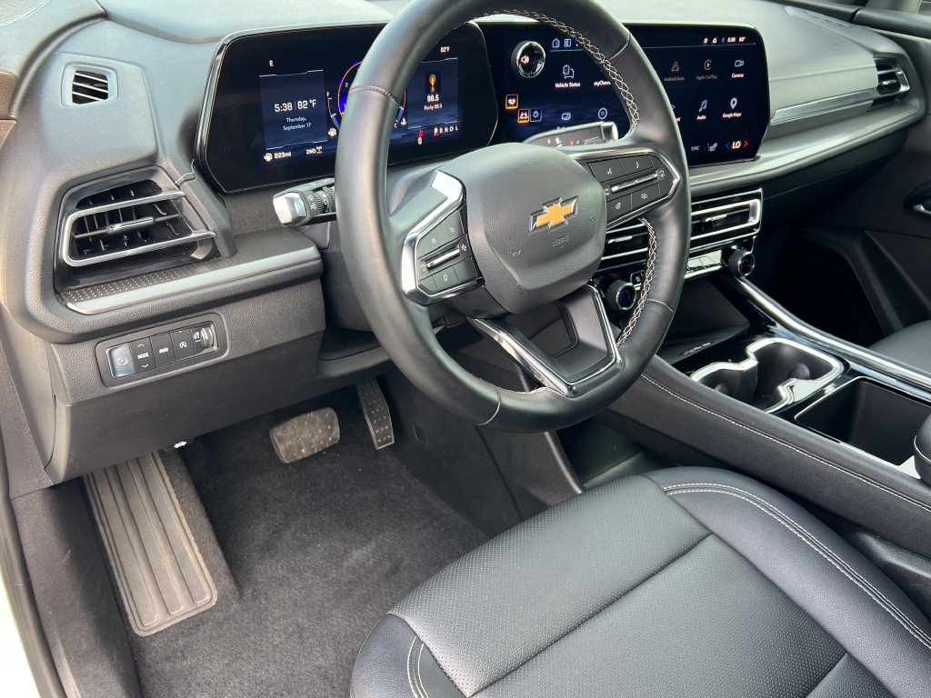 Used 2026 Chevrolet Traverse LT AWD/4WD image 22