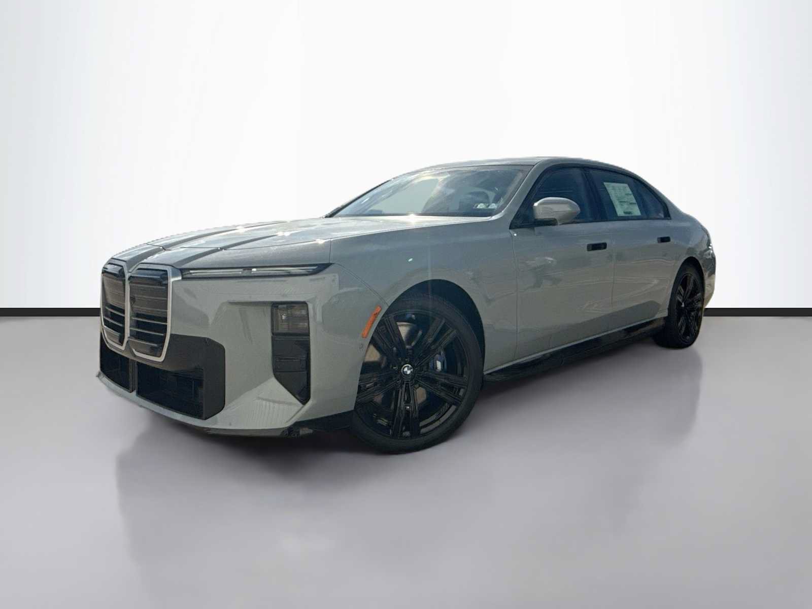 New 2027 BMW 740i xDrive w/ M Sport Package AWD/4WD image 1