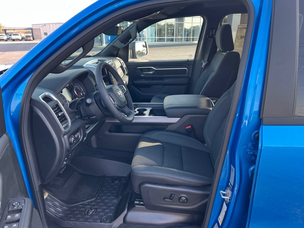 New 2026 RAM 1500 Big Horn AWD/4WD image 7