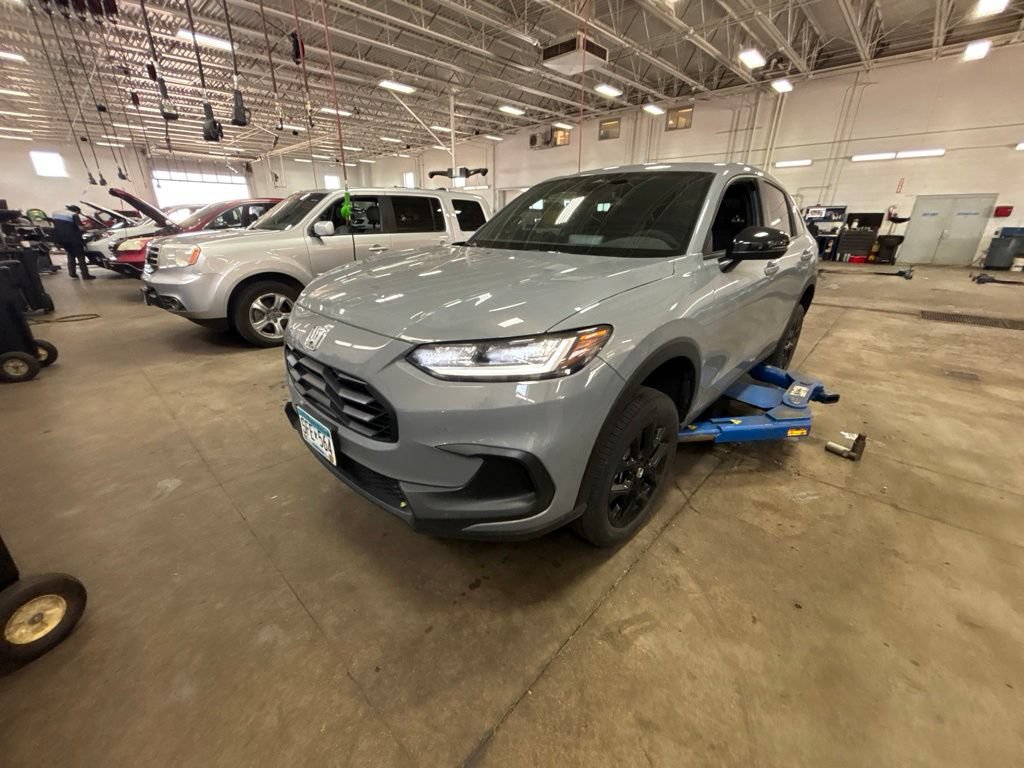 Used 2025 Honda HR-V Sport video 2