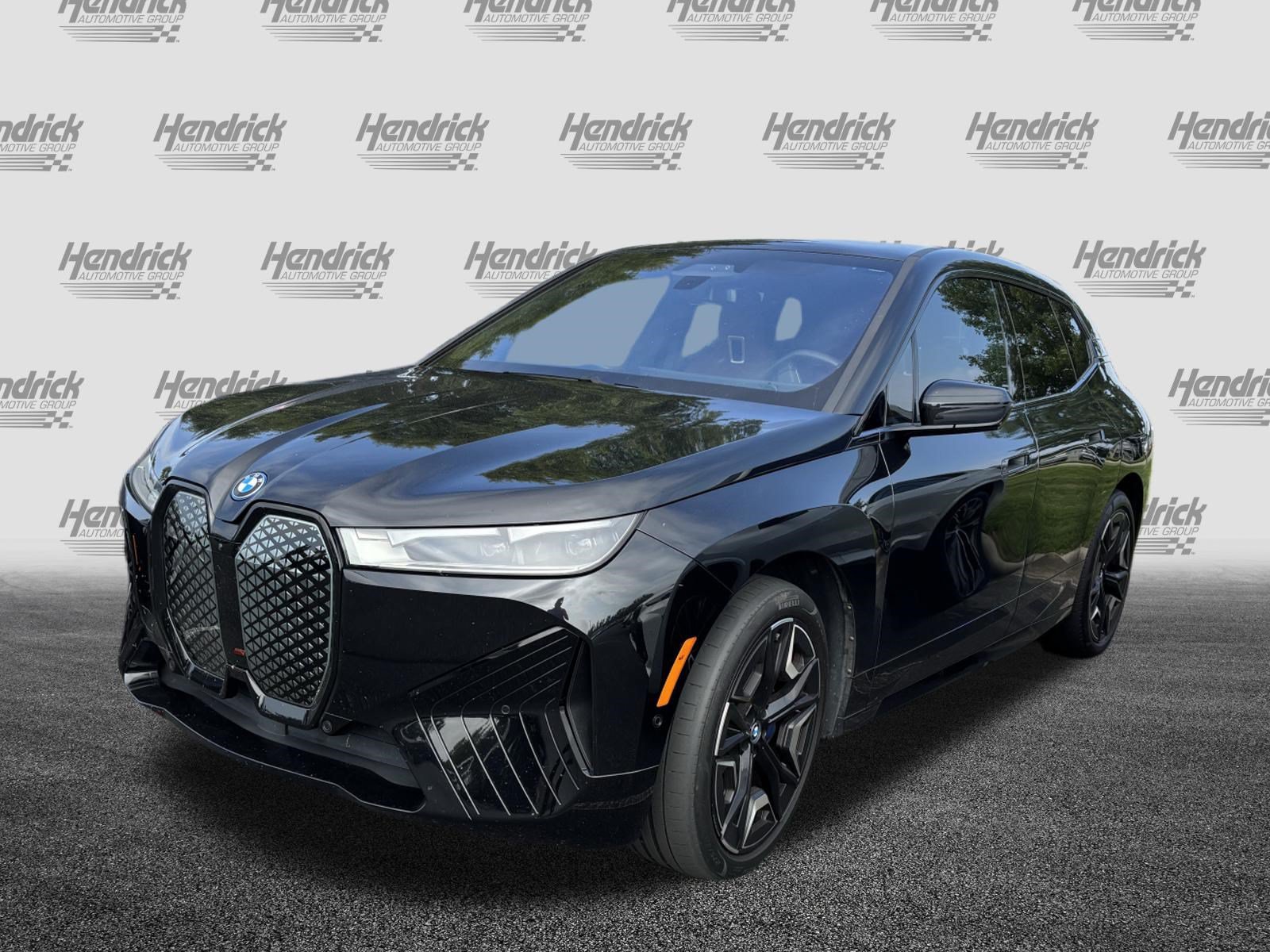 Certified 2024 BMW iX xDrive50 w/ Premium Package AWD/4WD image 6