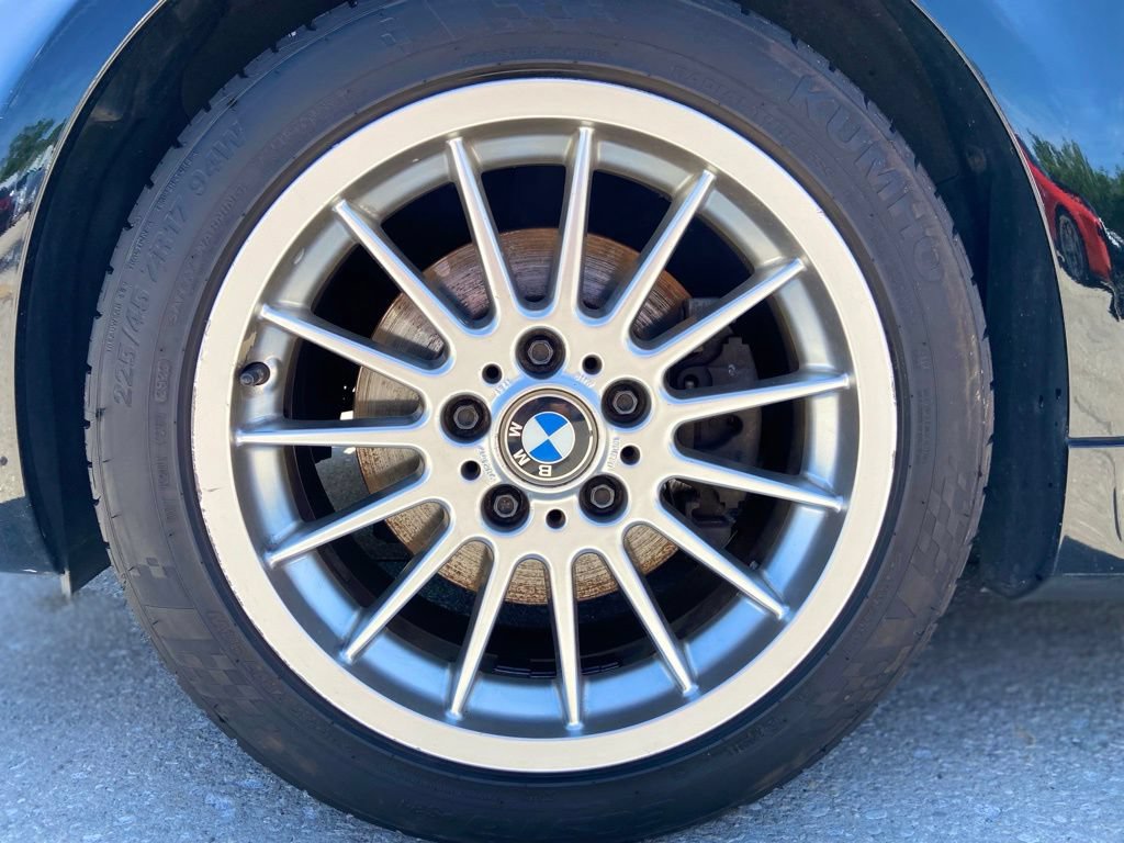 Used 2002 BMW Z3 3.0i RWD image 9