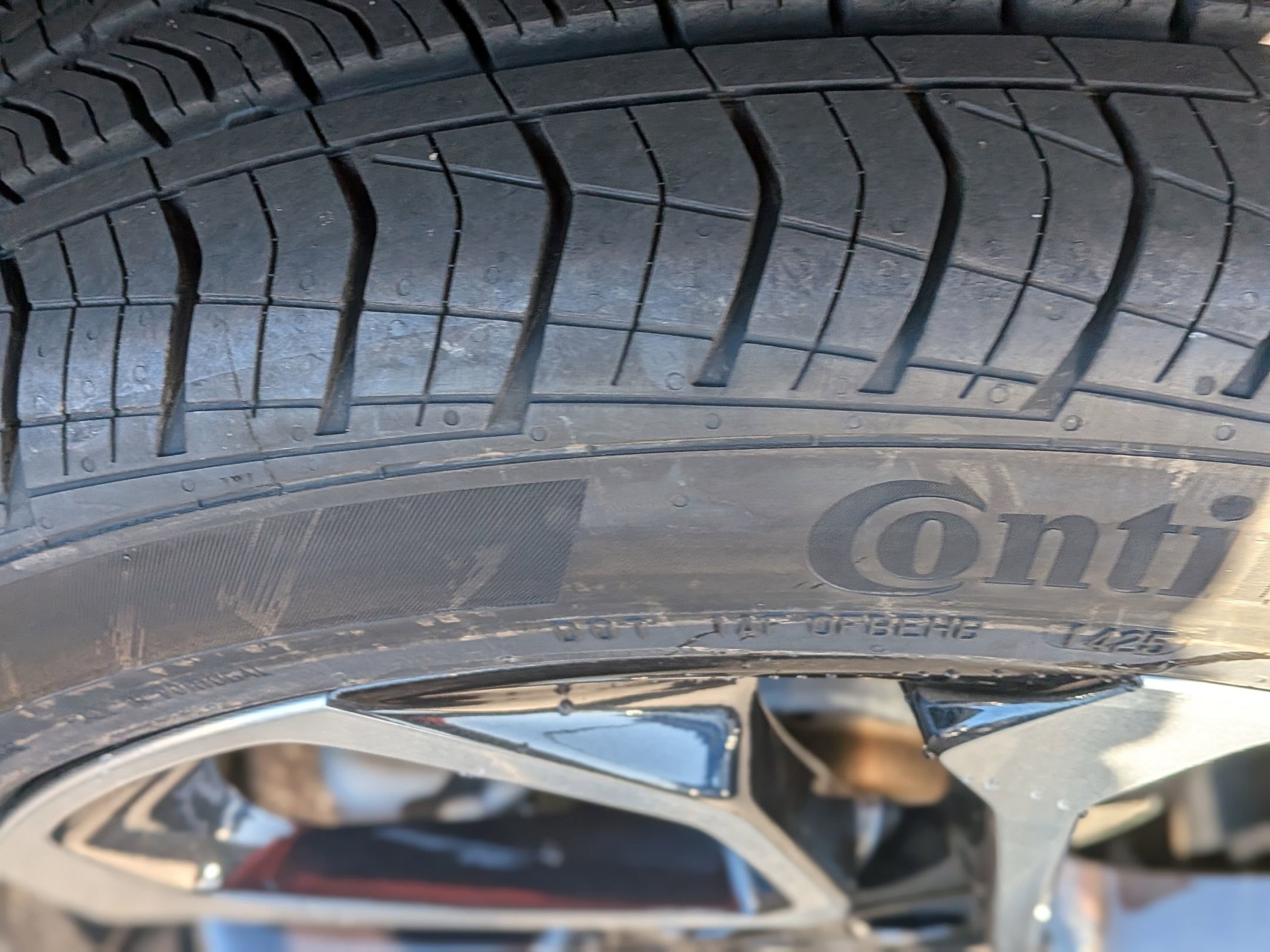 New 2026 Chevrolet Trax RS w/ Driver Confidence Package image 12