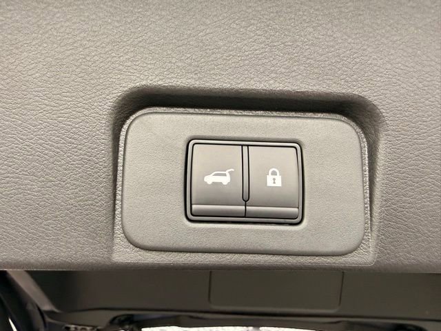 New 2026 Nissan Rogue SV AWD/4WD image 17