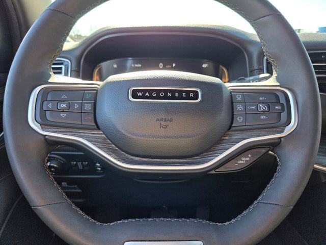 Used 2024 Jeep Wagoneer Series II w/ Flexible Seating Group image 37