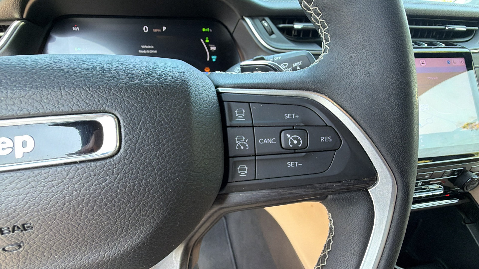 Used 2024 Jeep Grand Cherokee Limited 4xe AWD/4WD image 29
