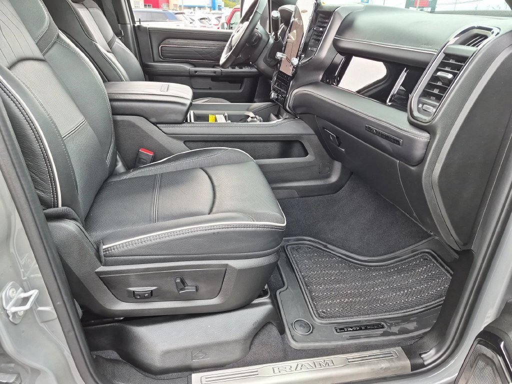 Certified 2026 RAM 2500 Limited AWD/4WD image 34