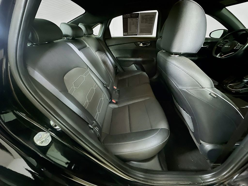 Used 2024 Kia Forte GT-Line image 10