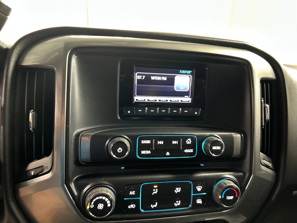 Used 2015 Chevrolet Silverado 2500 LT AWD/4WD image 16