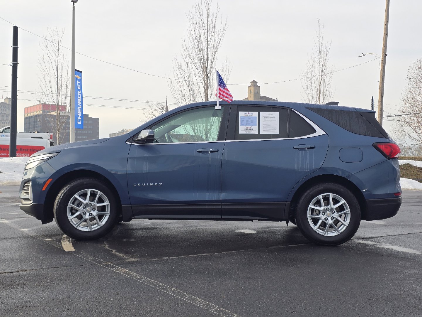 Used 2024 Chevrolet Equinox LT image 19
