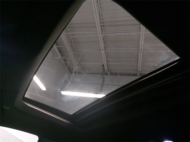 Used 2020 Chevrolet Silverado 1500 High Country image 29