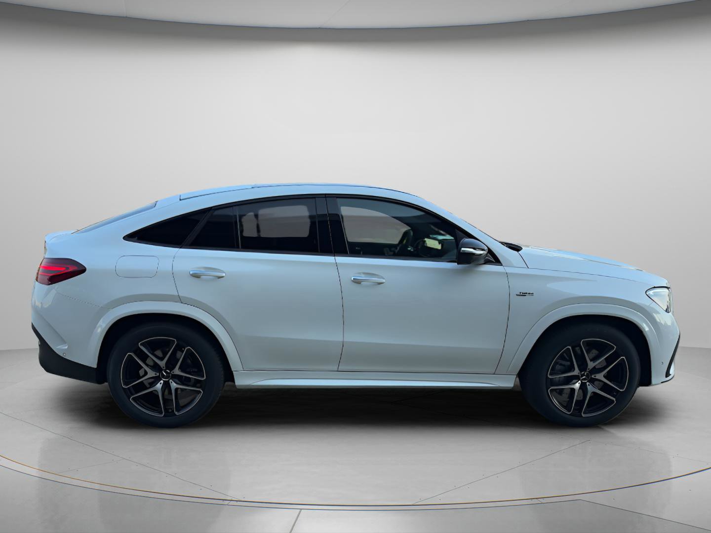 New 2026 Mercedes-Benz GLE 53 AMG 4MATIC Coupe image 4