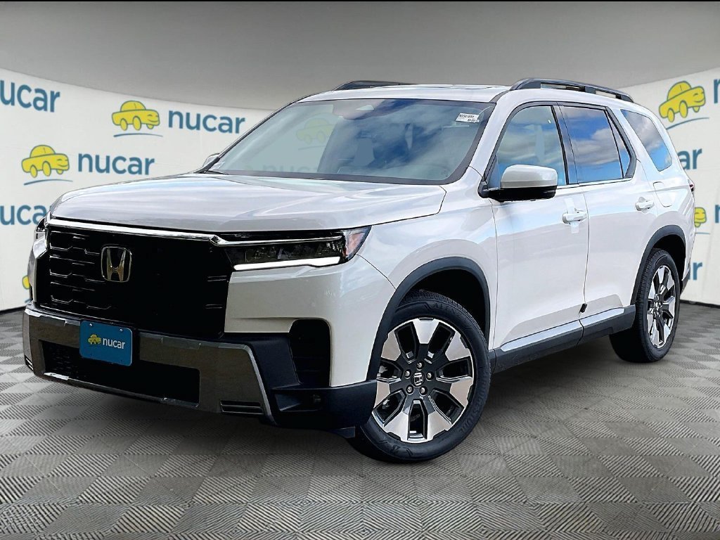 New 2026 Honda Pilot Touring image 4