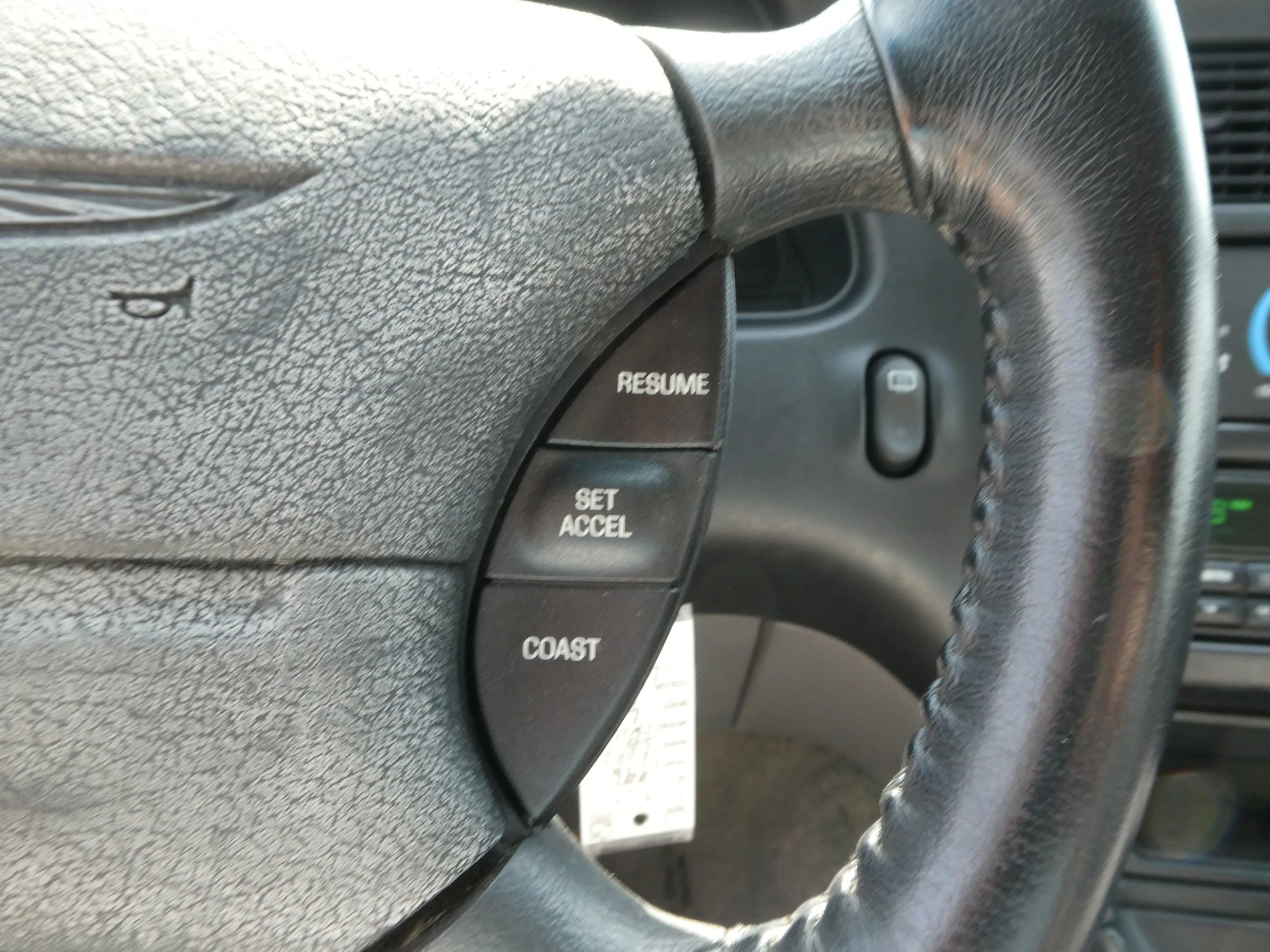 Used 1996 Ford Thunderbird LX RWD image 19