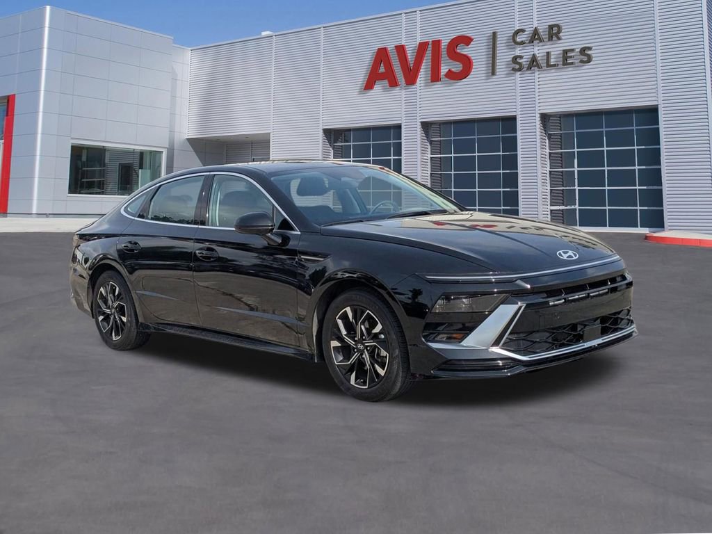 Used 2025 Hyundai Sonata SEL image 3