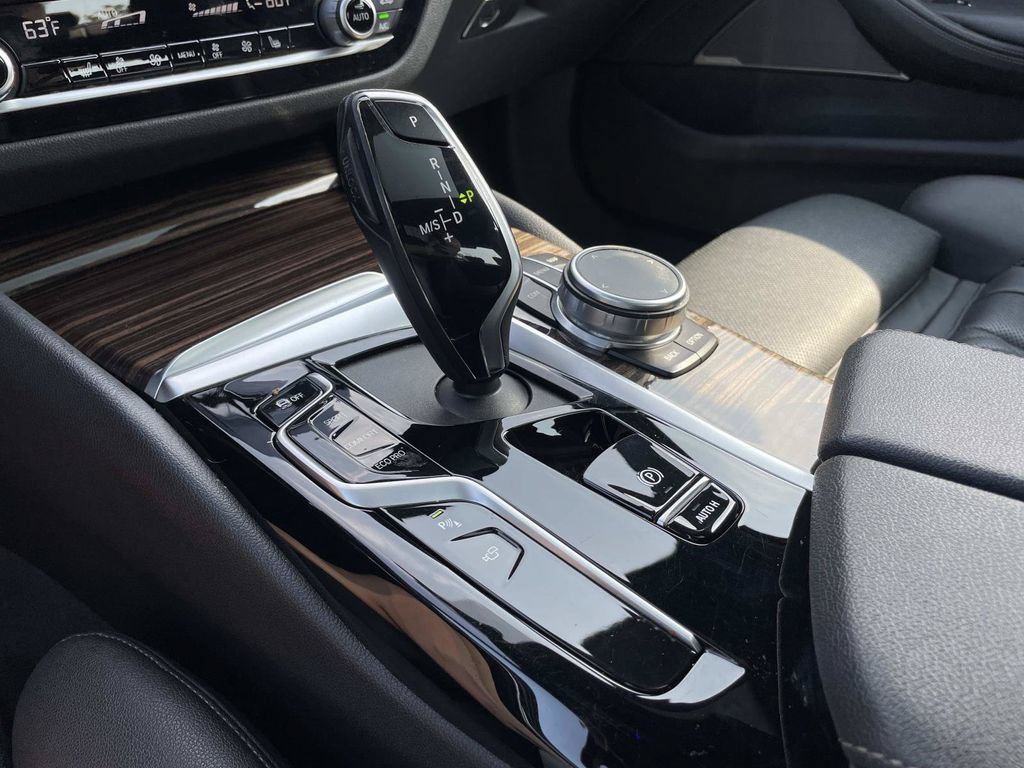 Used 2021 BMW 530i RWD image 42