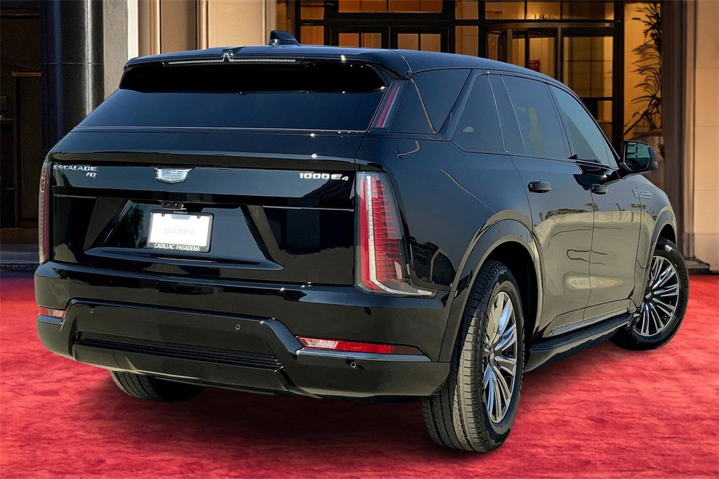 New 2026 Cadillac Escalade IQ Sport 1 image 6
