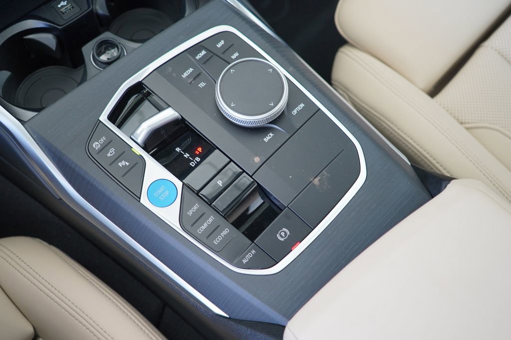 New 2026 BMW i4 xDrive40i w/ Premium Package AWD/4WD image 18
