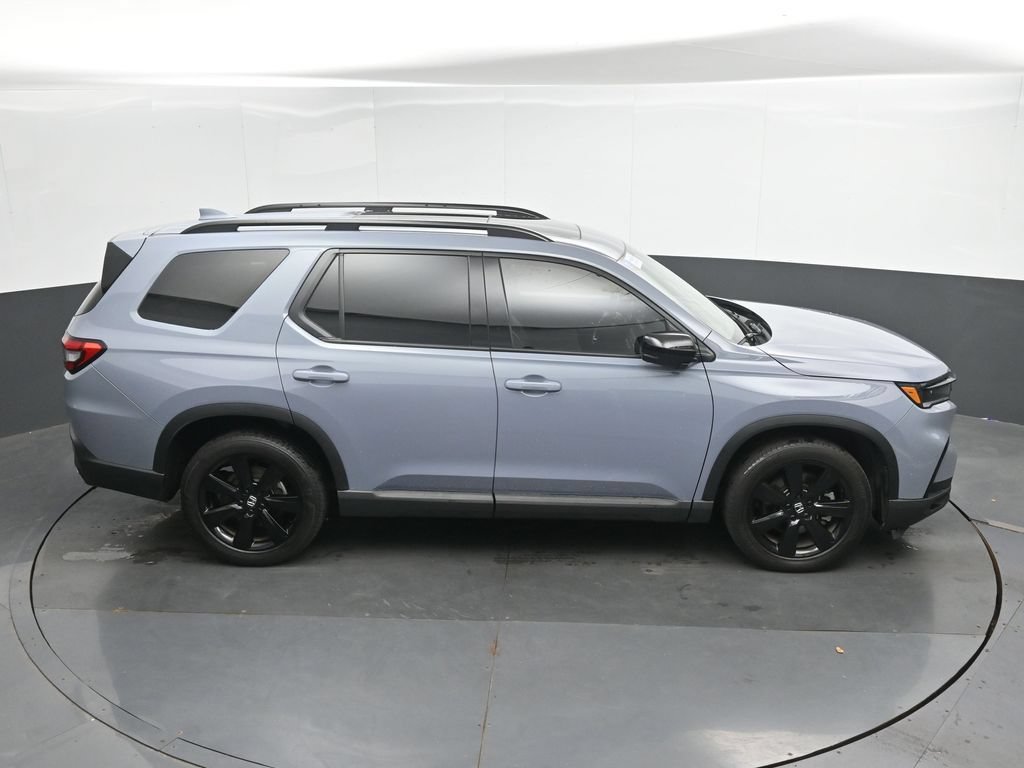 Used 2025 Honda Pilot Black Edition image 26
