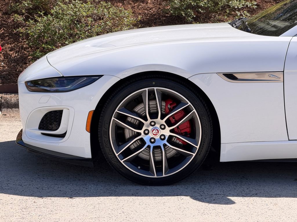 Used 2021 Jaguar F-TYPE R-Dynamic image 10
