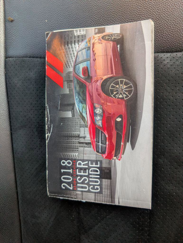 Used 2018 Dodge Grand Caravan SXT image 17