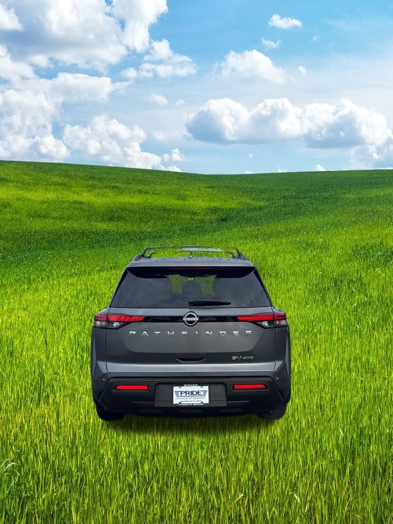 Used 2024 Nissan Pathfinder SV image 15