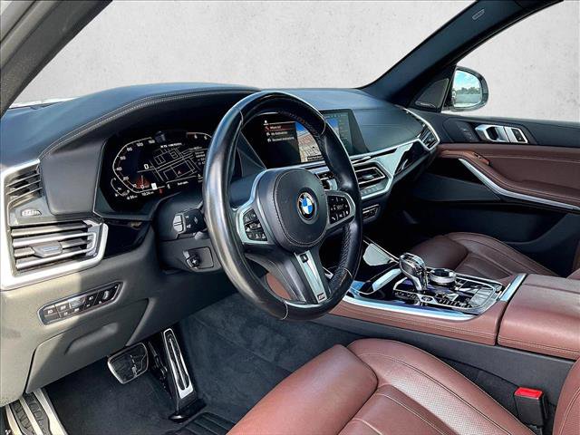 Used 2021 BMW X5 M50i w/ Executive Package image 14