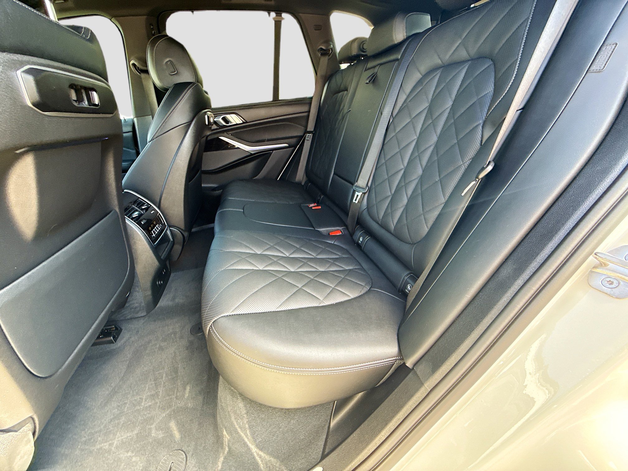 Used 2024 BMW X5 xDrive40i w/ Executive Package image 22